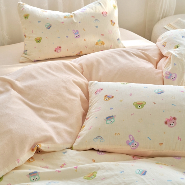 91家纺网 家纺一手货源 找家纺 洋铭区（原狠狠爱） 2024新款双层纱牛奶绒四件套系列 糖果小熊兔