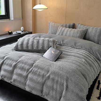 91家纺网 家纺一手货源 找家纺 （总）798家纺 2025新款兔毛潮流四件套系列-麦罗