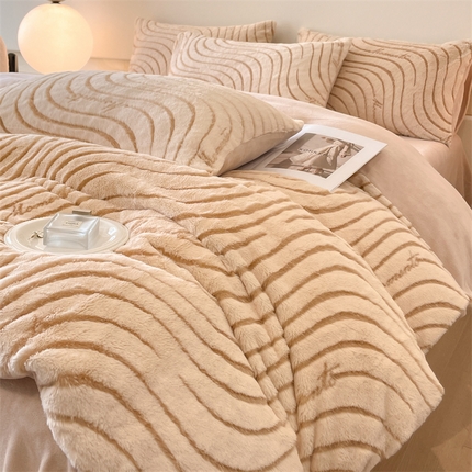 91家纺网 家纺一手货源 找家纺 （总）798家纺 2025新款兔毛提花双拼四件套-简爱系列