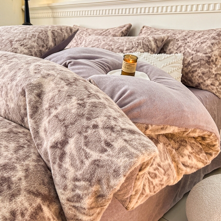 91家纺网 家纺一手货源 找家纺 （总）798家纺 2025新款波尔羊绒系列四件套