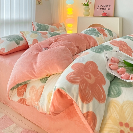 91家纺网 家纺一手货源 找家纺 （总）798家纺 2025新款牛奶绒印花四件套单品系列-单被套