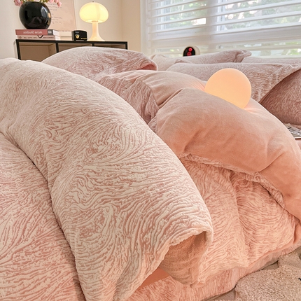 91家纺网 家纺一手货源 找家纺 （总）798家纺 2025新款牛奶绒烂花系列四件套