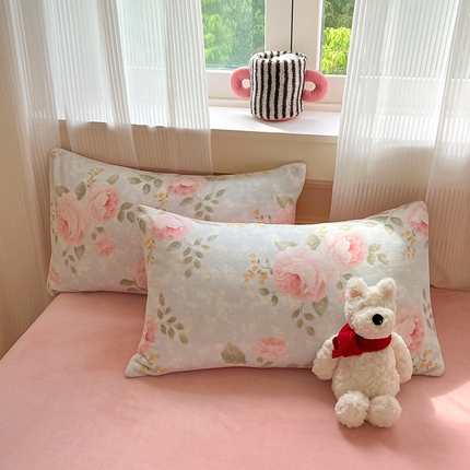 91家纺网 家纺一手货源 找家纺 （总）798家纺 2025新款牛奶绒印花四件套单品系列-单枕套