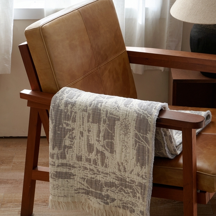 91家纺网 家纺一手货源 找家纺 子和 2024新款全棉缩绒毯（浅色） 北岛野银白灰