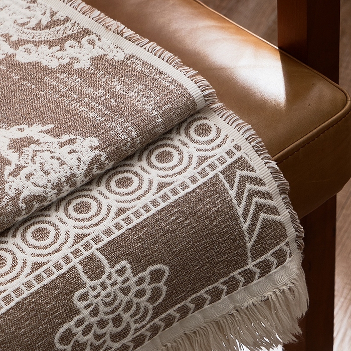 91家纺网 家纺一手货源 找家纺 子和 2024新款全棉缩绒毯（浅色） 波斯秘境大地棕