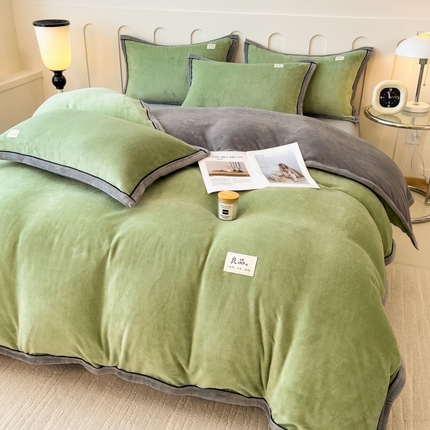 91家纺网 家纺一手货源 找家纺 （总）798家纺 2025新款牛奶绒良品系列四件套