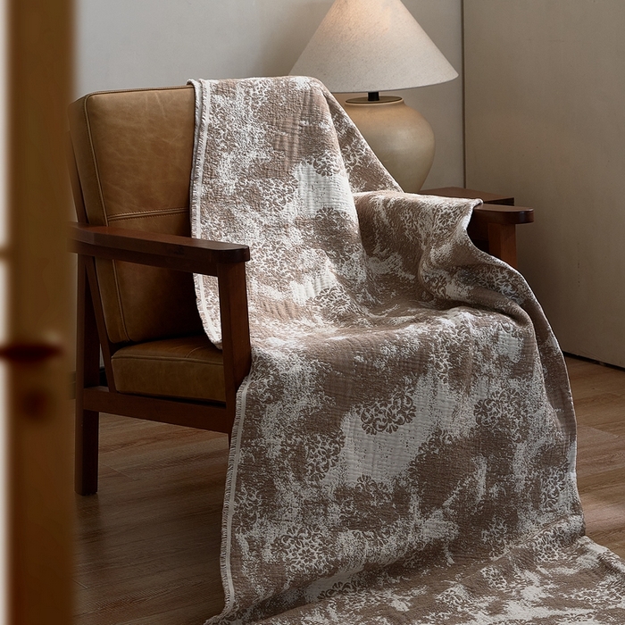 91家纺网 家纺一手货源 找家纺 子和 2024新款全棉缩绒毯（浅色） 花间微醺大地棕