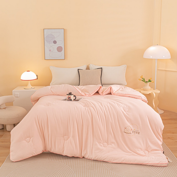 91家纺网 家纺一手货源 找家纺 佳居缘 2024新款云柔棉羊绒大豆被 粉色