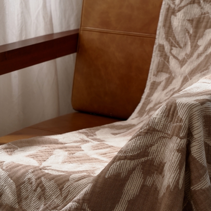 91家纺网 家纺一手货源 找家纺 子和 2024新款全棉缩绒毯（浅色） 鸽羽从林大地棕