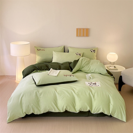 91家纺网 家纺一手货源 找家纺 （总）798家纺 2025新款全棉绣花贴布标双拼四件套-熊猫