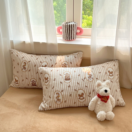 91家纺网 家纺一手货源 找家纺 （总）798家纺 2025新款牛奶绒印花四件套单品系列-单枕套