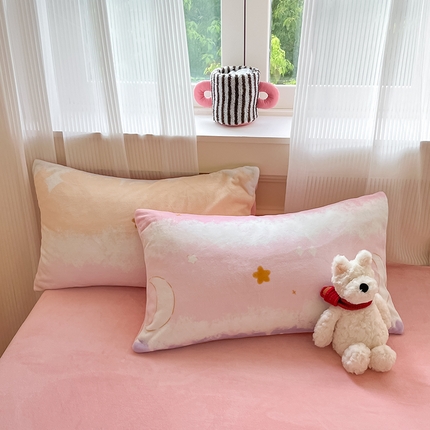 91家纺网 家纺一手货源 找家纺 （总）798家纺 2025新款牛奶绒印花四件套单品系列-单枕套