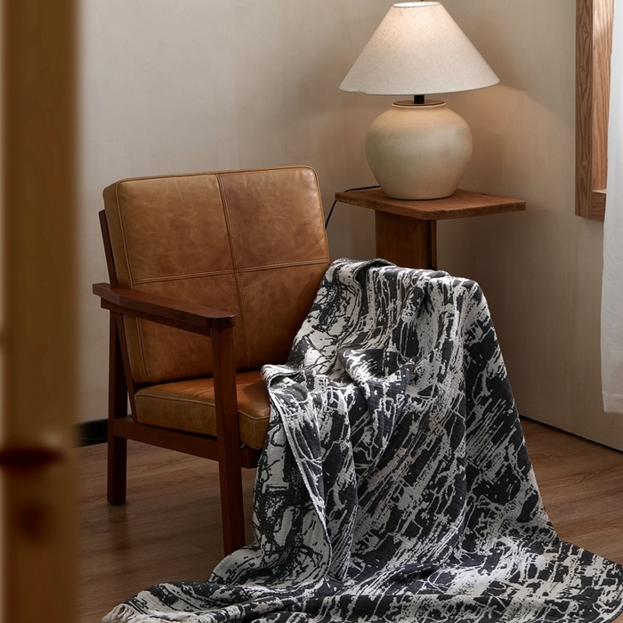 91家纺网 家纺一手货源 找家纺 子和 2024新款全棉缩绒毯（浅色） 北岛野深碳灰