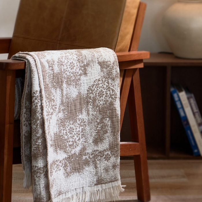 91家纺网 家纺一手货源 找家纺 子和 2024新款全棉缩绒毯（浅色） 花间微醺大地棕