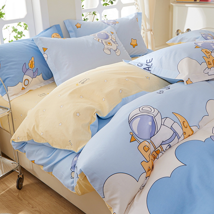 91家纺网 家纺一手货源 找家纺 钰伶 新款全棉简约12868印花纯棉四件套（预留6厘米缩水尺寸） 月亮宇航员