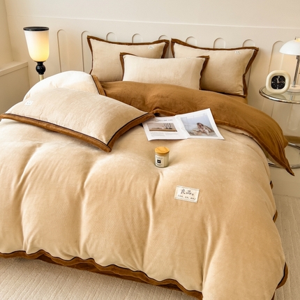 91家纺网 家纺一手货源 找家纺 （总）798家纺 2025新款牛奶绒良品系列四件套