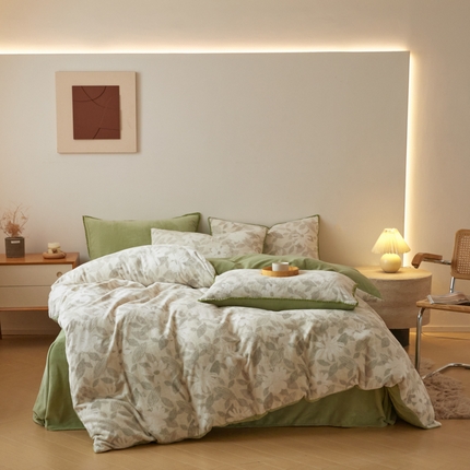 91家纺网 家纺一手货源 找家纺 （总）798家纺 2025新款简约牛奶绒工艺款四件套