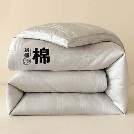 91家纺网 家纺一手货源 找家纺 欧夏家纺 2024新款新疆棉素棉透氧棉立体提花棉花被 雅致灰