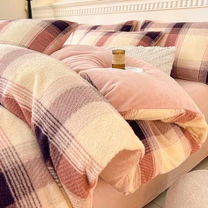 91家纺网 家纺一手货源 找家纺 （总）798家纺 2025新款波尔羊绒系列四件套