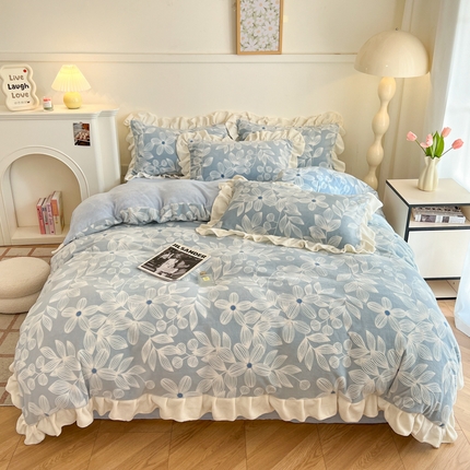 91家纺网 家纺一手货源 找家纺 （总）798家纺 2025新款牛奶绒雕花绒花边四件套