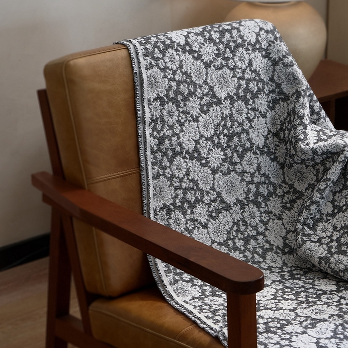 91家纺网 家纺一手货源 找家纺 子和 2024新款全棉缩绒毯（浅色） 雏菊微语深碳灰