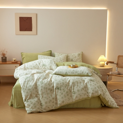 91家纺网 家纺一手货源 找家纺 798家纺 2025新款简约牛奶绒工艺款四件套 婉如