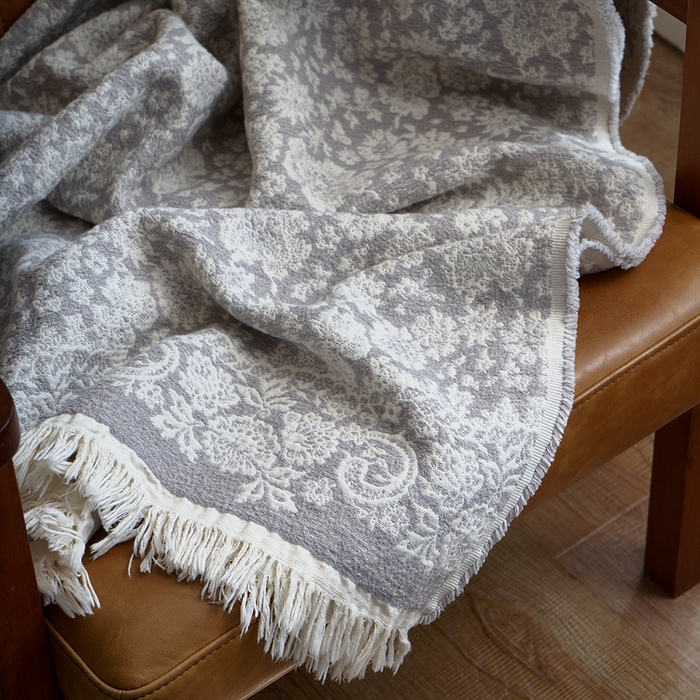 91家纺网 家纺一手货源 找家纺 子和 2024新款全棉缩绒毯（浅色） 雏菊微语银白灰