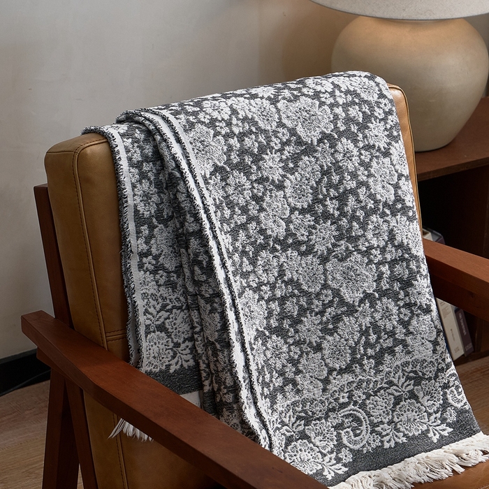 91家纺网 家纺一手货源 找家纺 子和 2024新款全棉缩绒毯（浅色） 雏菊微语深碳灰