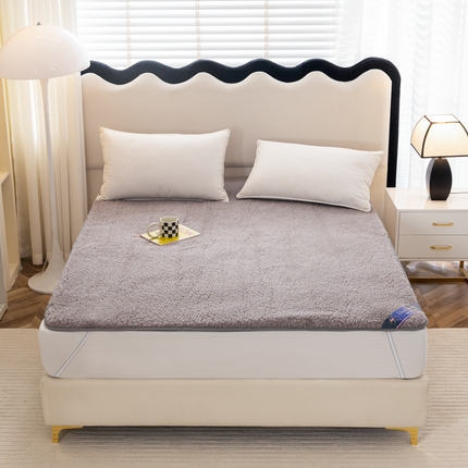 91家纺网 家纺一手货源 找家纺 2025新款简约款澳洲羊毛床垫 灰色短毛