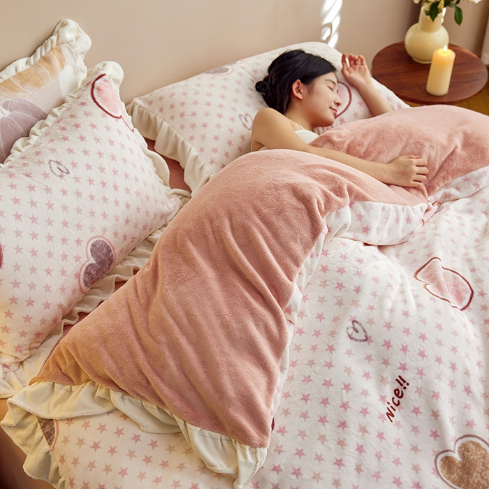 91家纺网 家纺一手货源 找家纺 2024新款240g全消光印花花边绒四件套 星心