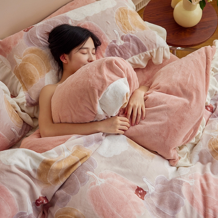 91家纺网 家纺一手货源 找家纺 2024新款240g全消光印花花边绒四件套 满福