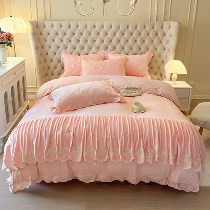 91家纺网 家纺一手货源 找家纺 （总）麒豆豆 2024新款宝宝绒床裙四件套-晨曦玫瑰