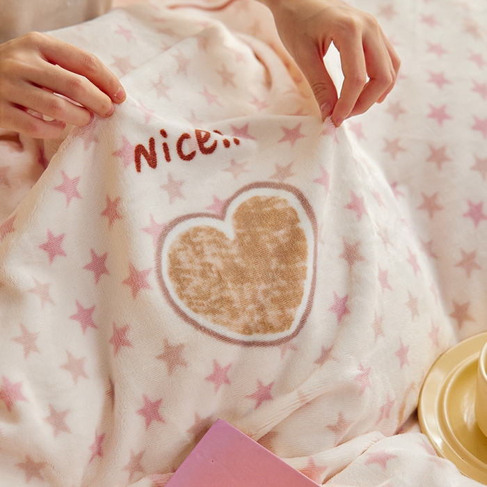 91家纺网 家纺一手货源 找家纺 2024新款240g全消光印花花边绒四件套 星心