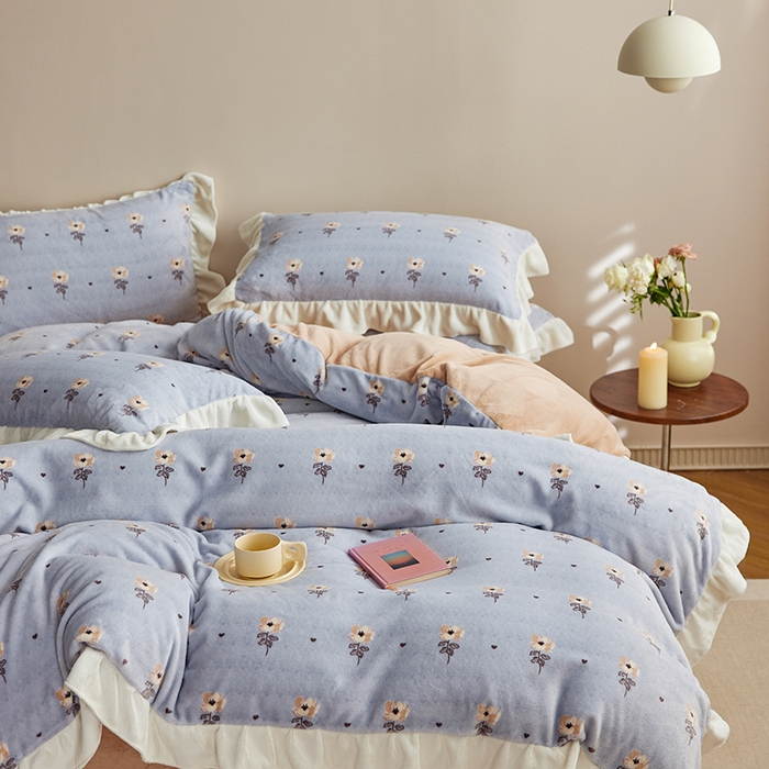 91家纺网 家纺一手货源 找家纺 （总）2024新款240g全消光印花花边绒四件套