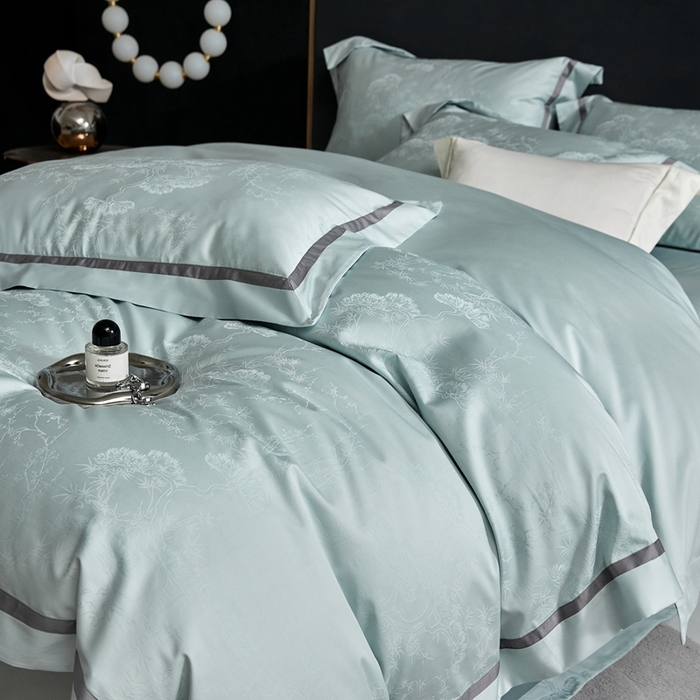 91家纺网 家纺一手货源 找家纺 琉宿家纺 2025新款50s双股长绒棉提花宽边工艺四件套枫洛（清新兰）