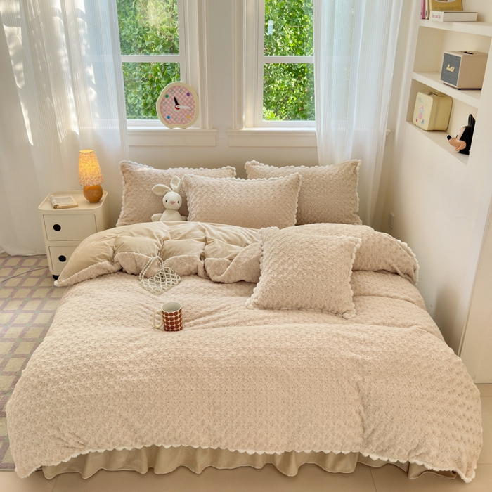 91家纺网 家纺一手货源 找家纺 淑女公社家纺 2024秋冬新款A版兔毛玫瑰B版婴儿绒床盖款四件套兔毛玫瑰米咖色