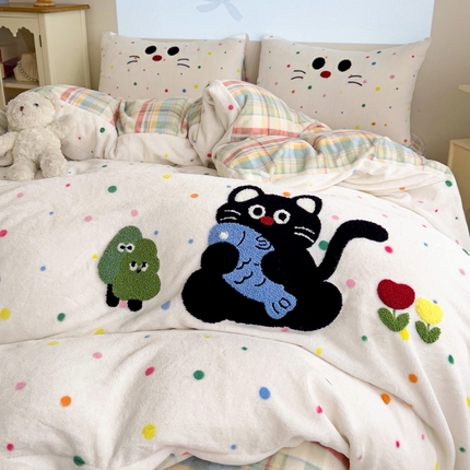 91家纺网 家纺一手货源 找家纺 （总）乐童家纺 2024新款高克重牛奶绒小清新印＋绣系列四件套