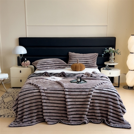 91家纺网 家纺一手货源 找家纺 （总）丝幔家纺 2025新款A类小獭绒毛毯系列