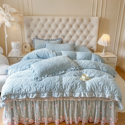 91家纺网 家纺一手货源 找家纺 （总）2024新款牛奶绒夹棉床裙四件套--繁花系列