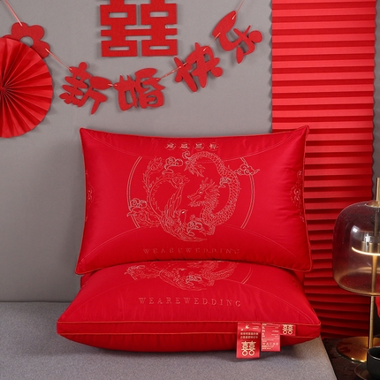 91家纺网 家纺一手货源 找家纺 梦叶草 2024新款80s贡缎纯棉婚庆枕芯大红喜庆枕头（专版花型） 80支贡缎全棉-龙凤呈祥