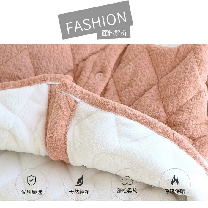 91家纺网 家纺一手货源 找家纺 2024新款睡衣女秋冬短绒长袖加厚冬季开衫家居服三层夹棉保暖卡通翻领套装 粉色