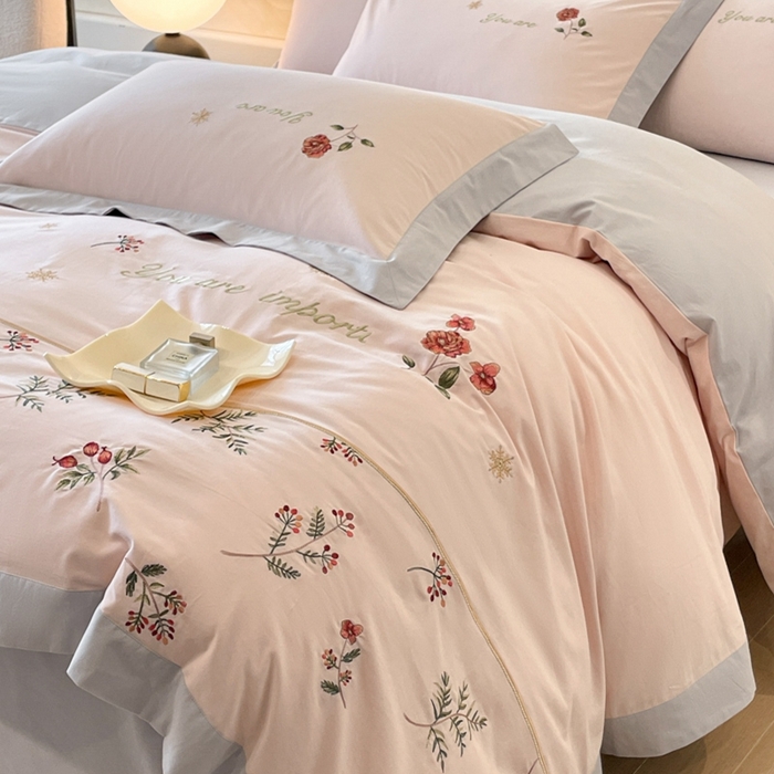 91家纺网 家纺一手货源 找家纺 遇见家居生活馆 2024新款A类全棉磨毛刺绣四件套-丽莎 丽莎-维蜜粉