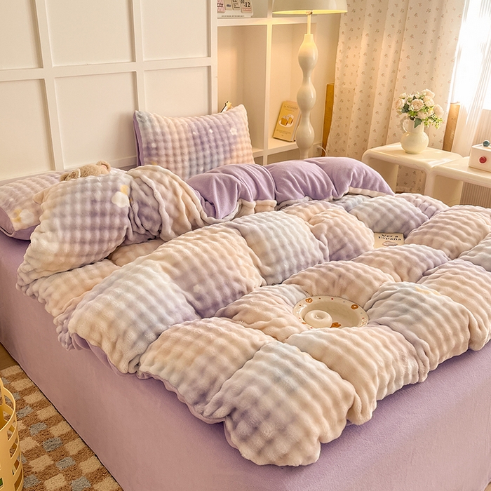 91家纺网 家纺一手货源 找家纺 金喜 2024新款牛奶绒印花泡泡四件套 泡泡牛奶绒-优雅