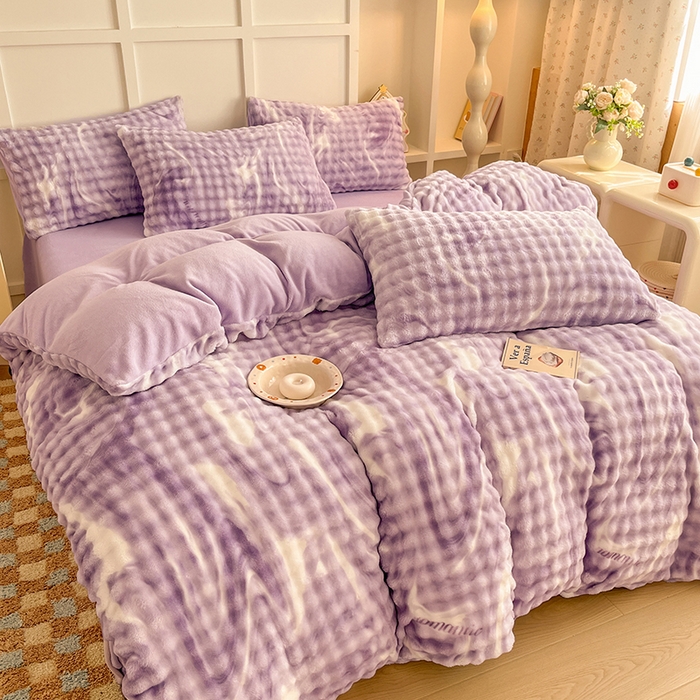 91家纺网 家纺一手货源 找家纺 金喜 2024新款牛奶绒印花泡泡四件套 泡泡牛奶绒-炫彩紫