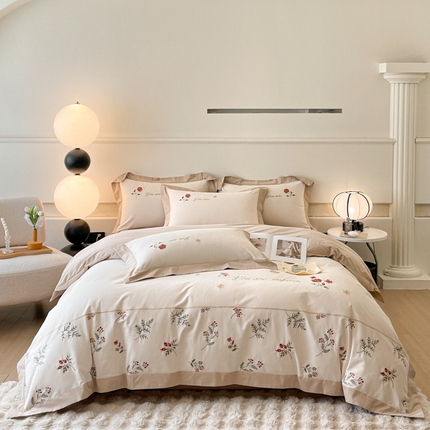 91家纺网 家纺一手货源 找家纺 遇见家居生活馆 2024新款A类全棉磨毛刺绣四件套-丽莎 丽莎-杏驼色