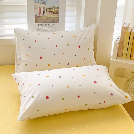 91家纺网 家纺一手货源 找家纺 （总）卡普家居 2025新款法式全棉小香风碎花单枕套-实景拍摄