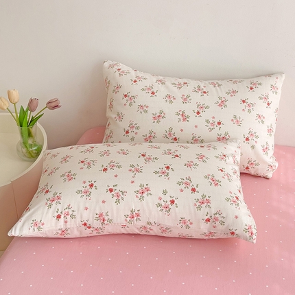 91家纺网 家纺一手货源 找家纺 （总）卡普家居 2025新款法式全棉小香风碎花单枕套-小红书拍摄