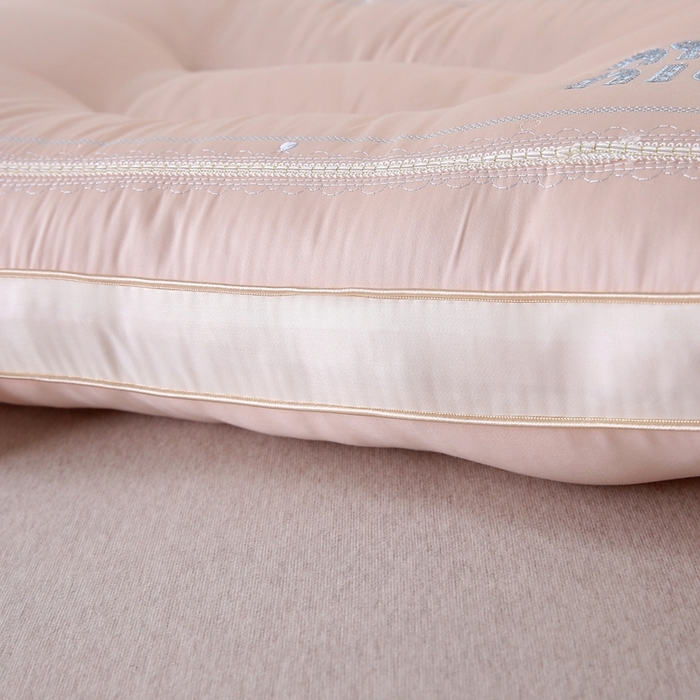 91家纺网 家纺一手货源 找家纺 （总）赛格时代家居 2024新款定型护颈舒适枕枕头枕芯- miumiu粉