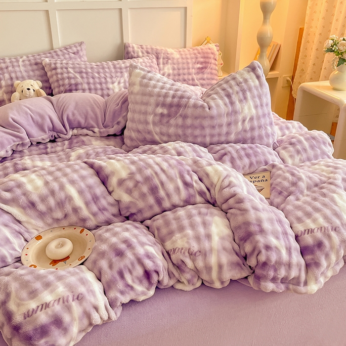 91家纺网 家纺一手货源 找家纺 金喜 2024新款牛奶绒印花泡泡四件套 泡泡牛奶绒-炫彩紫