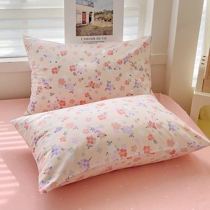 91家纺网 家纺一手货源 找家纺 （总）卡普家居 2025新款法式全棉小香风碎花单枕套-实景拍摄